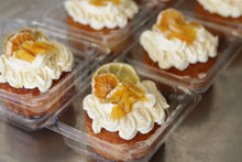 Load image into Gallery viewer, HOMEMADE MANDARIN LIME CAKE
